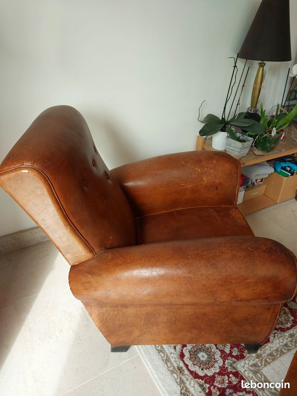Lot de deux fauteuils en cuir 'Club' (image 5)