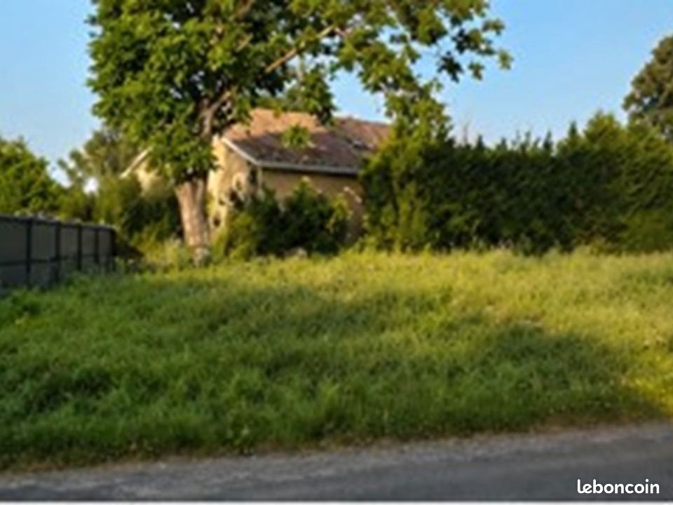 Terrain 587 m² Peujard · 63 500 €