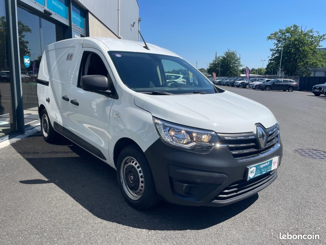 Renault Express Van TCE 100 - 22 CONFORT + PACK EASY LINK NAVIGATION (image 4)
