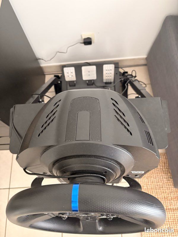 Volant thrustmaster T300 GT + support (image 3)