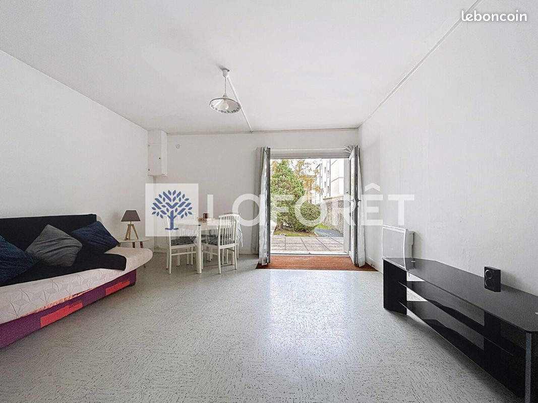 Appartement 1 pièce 29 m² · à Thouars · 29 m² · 384 €/mois