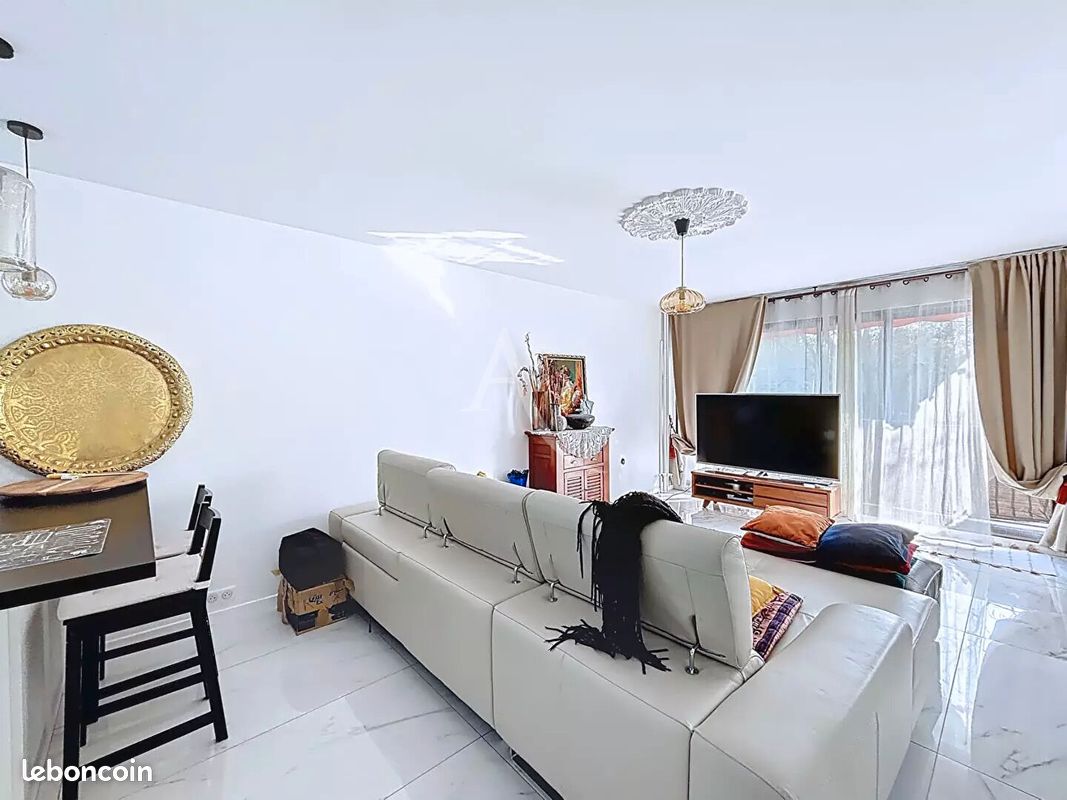 Appartement 5 pièces 100 m² · à Créteil · 100 m² · 397 000 €