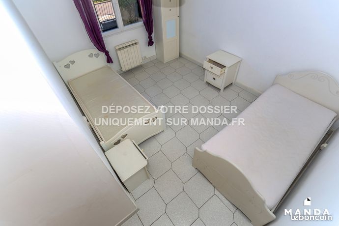 https://img.leboncoin.fr/api/v1/lbcpb1/images/9d/20/b6/9d20b6a6ef592bd34dfa1992d3128b239ff707d3.jpg?rule=ad-image