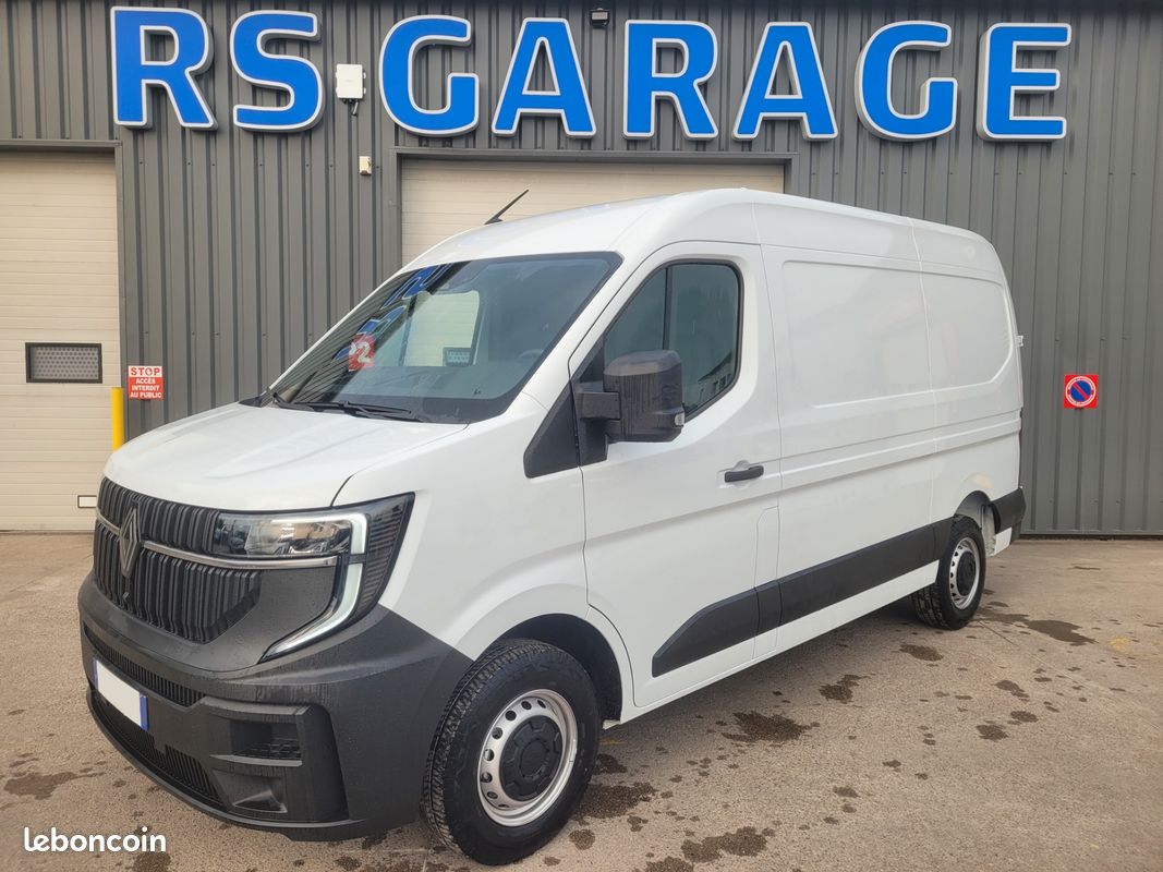 RENAULT MASTER IV L2H2 TRACTION FOURGON 2.0 Blue DCI 130 ADVANCE 03 PLACES NEUF avec CROCHET D’ATTELAGE + CAMÉRA DE RECUL + RADARS ARRIERE + ROUE DE SECOURS + SELLERIE SKAÏ ( Prix de Vente 28 990 HT ) (image 8)