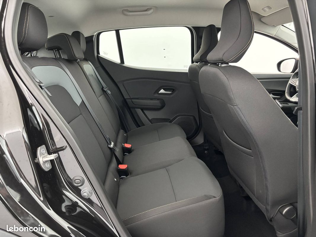 DACIA Sandero TCe 110 Stepway Extreme (image 16)