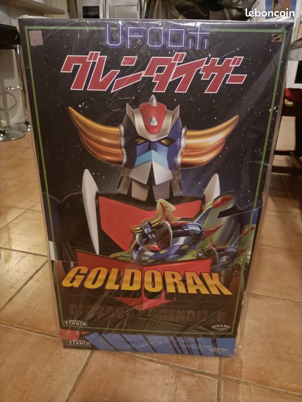 Goldorak grendizer jumbo 60 cm abystyle (image 1)