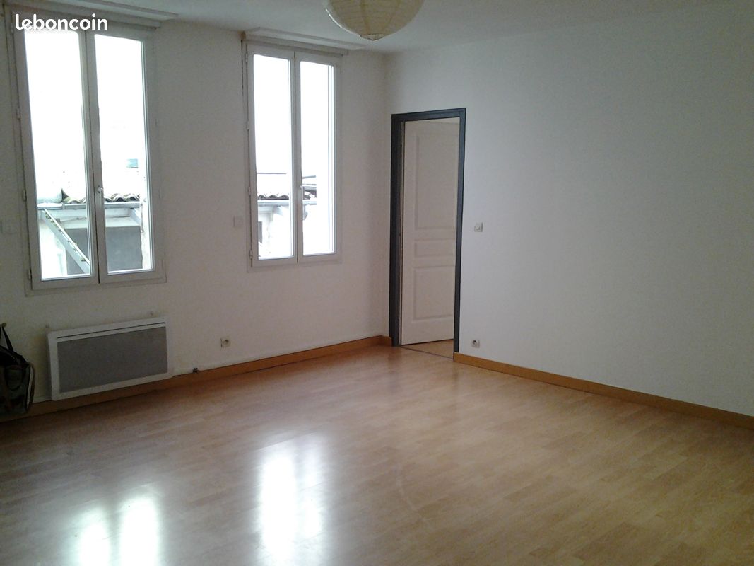 Appartement 2 pièces 49 m² · à Saintes · 49 m² · 80 000 €