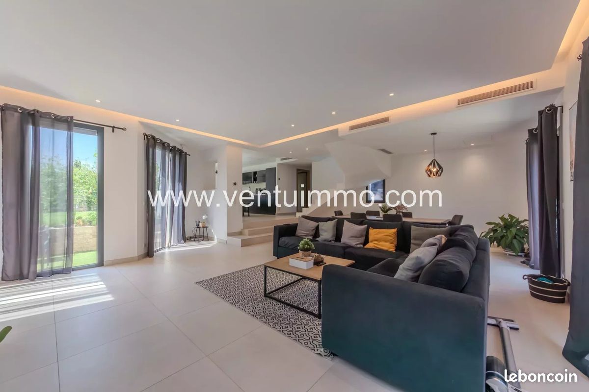 Maison 5 pièces 248 m² · à Cannes · 248 m² · 899 999 €