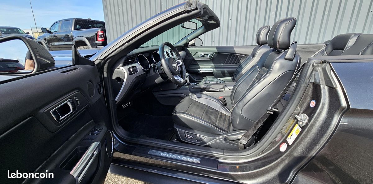 EN STOCK Ford Mustang GT 5.0 V8 420 CH Cabriolet 49807 Kms (image 9)