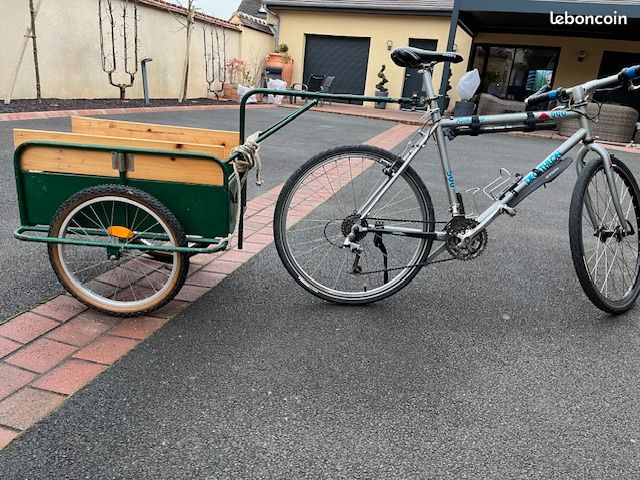 VTT avec remorque (image 3)
