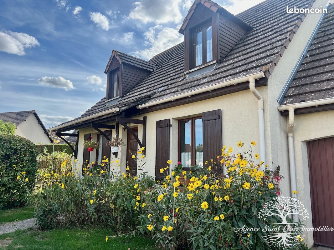 Maison 5 pièces 93 m² · à Conches-en-Ouche · 93 m² · 164 000 €