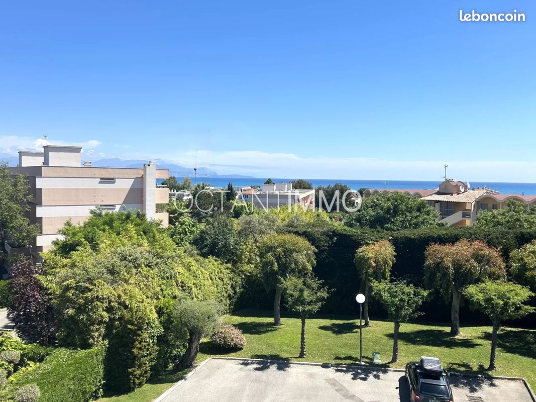 Appartement 2 pièces 35 m² · à Antibes · 35 m² · 235 000 €