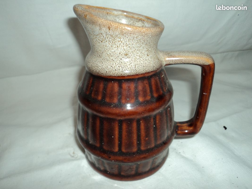 Pichet a eau, pot gres (image 1)