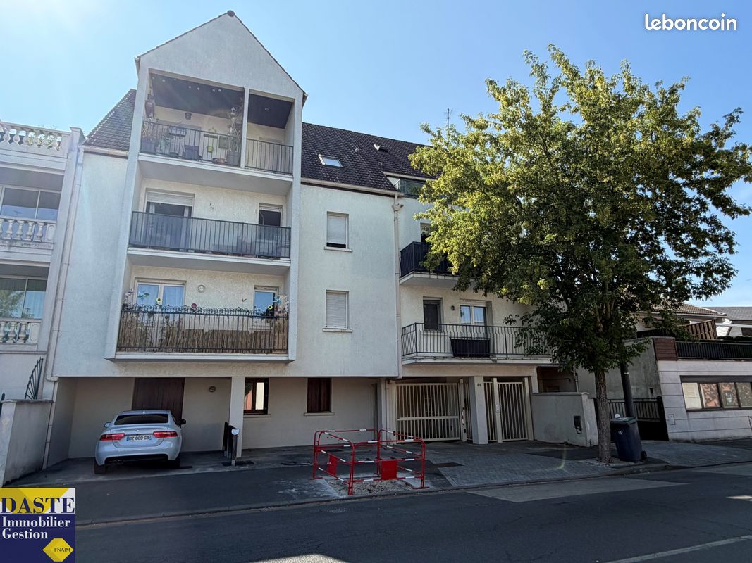 Appartement 1 pièce 31 m² · à Pontault-Combault · 31 m² · 658 €/mois