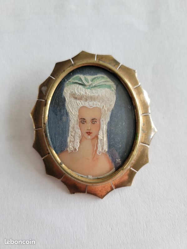 Broche Ancienne Peinture Miniature Fleurs – Signée E B, En Laiton Et Verre, Occasion
