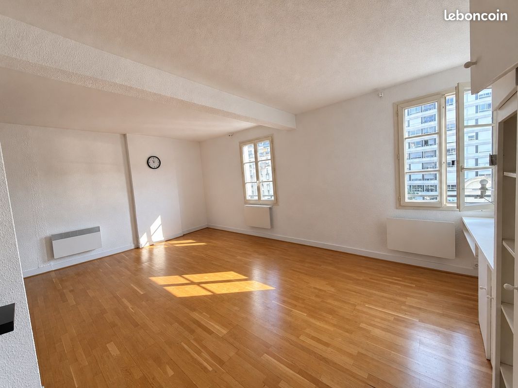 Appartement 1 pièce 29 m² · à Paris · 29,4 m² · 279 000 €
