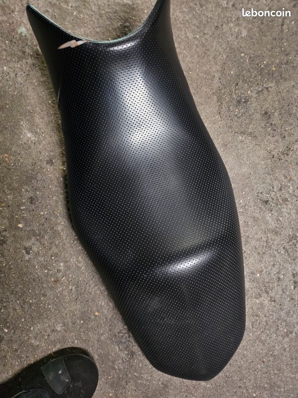 Selle yamaha xj6 (image 1)
