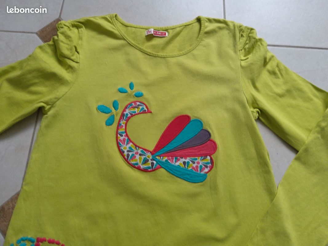 Tee-shirt 10ans (image 2)