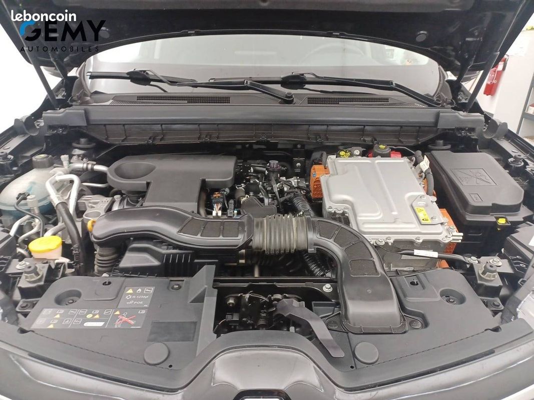 RENAULT Arkana E-Tech 145 - 21B Intens (image 15)