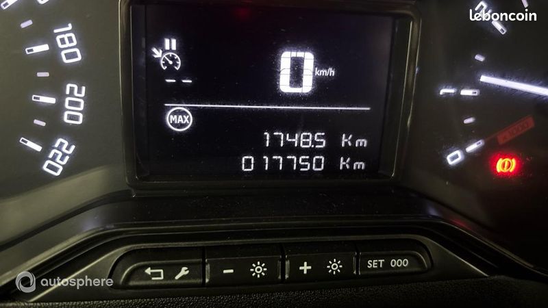 Citroen C3 1.2 PureTech 83ch S&S C-Series 123g (image 9)