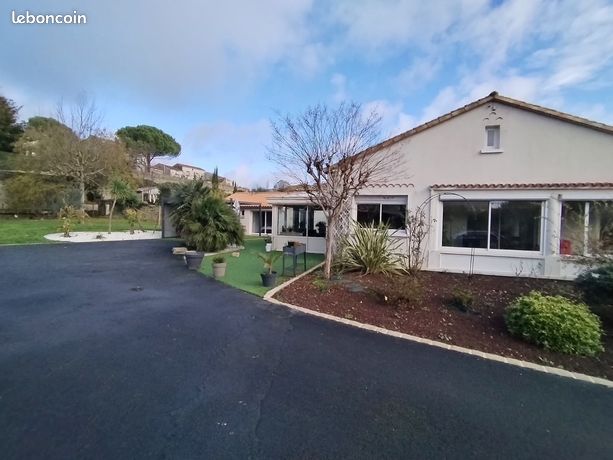 Maison 9 pièces 197 m²