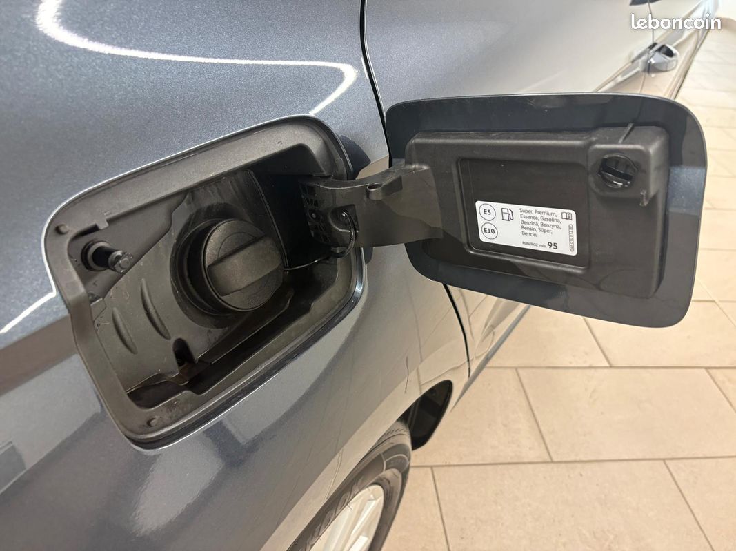 SEAT Ibiza 1.0 TSI 95 ch S/S BVM5 Business (image 40)