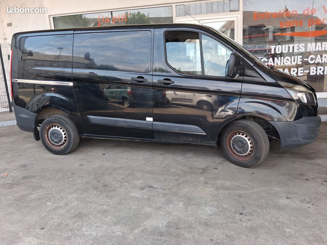 Ford transit custom (image 1)