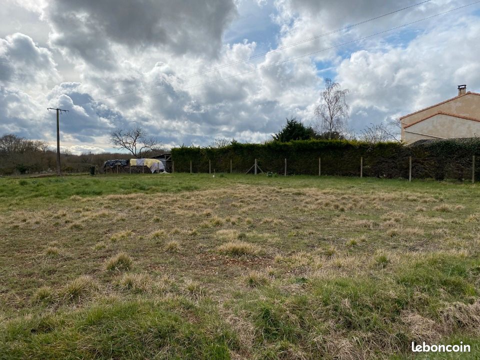 Terrain 230 m² · à Rochefort · 55 280 €