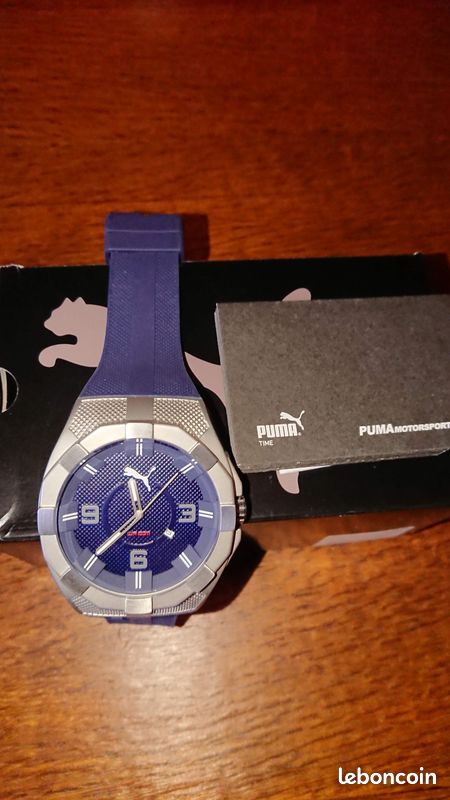 Montre Puma bracelet silicone bleu marine Montres Bijoux
