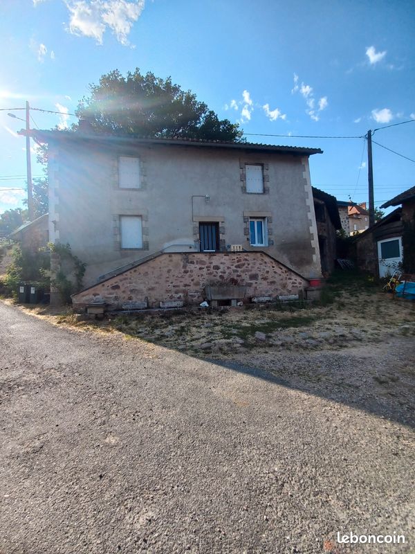 Maison 4 pièces 90 m² · à Jourgnac · 90 m² · 138 000 €
