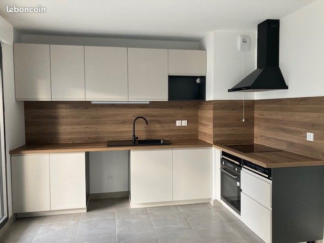 Appartement 2 pièces 46 m² · à La Ciotat · 46 m² · 915 €/mois