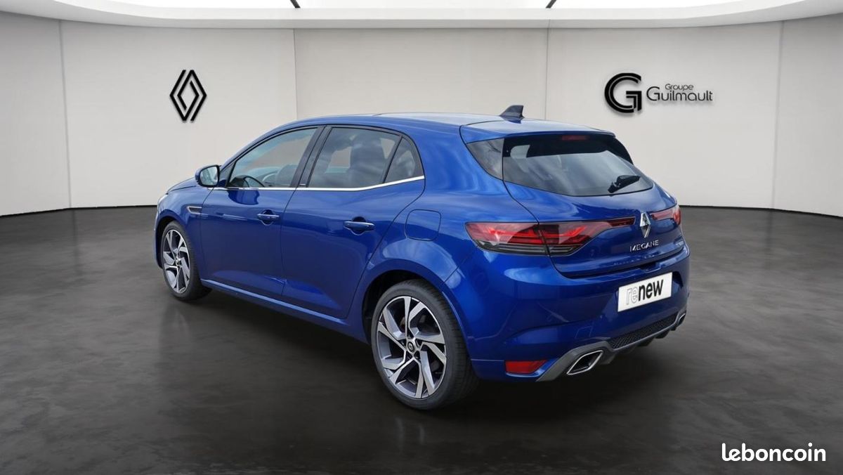 Renault Mégane IV BERLINE E-TECH Plug-In Hybride 160 R.S. Line (image 3)