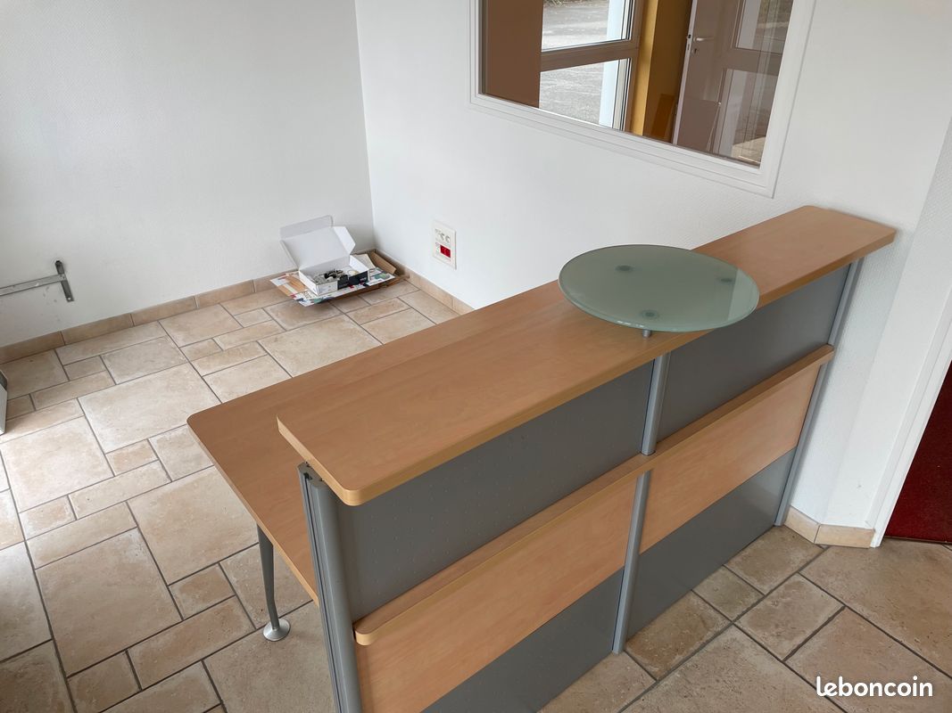 Banque & Bureau (image 2)