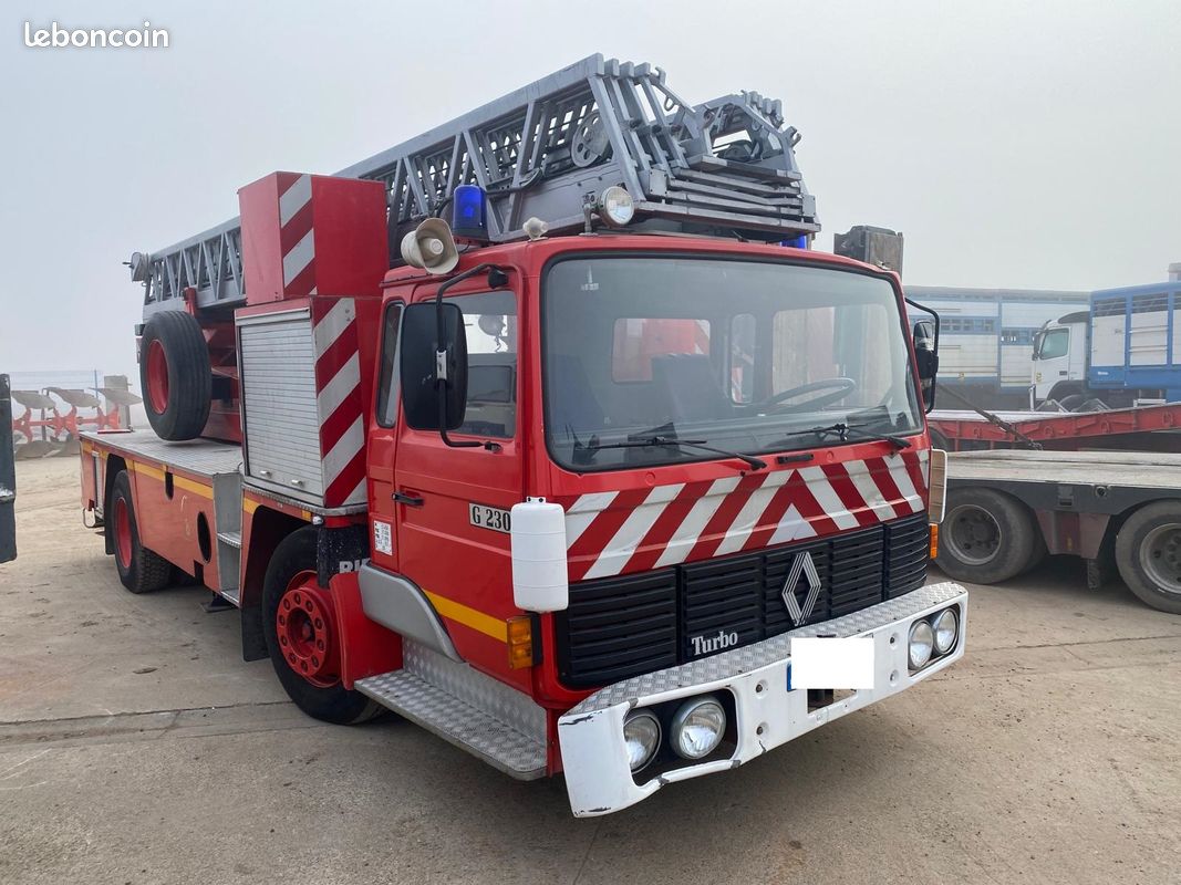 Camion pompier RENAULT G230 (image 1)