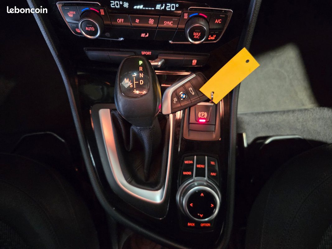 Bmw serie 2 (f45) active tourer 216d lounge 116ch bva6 12/08/2016 152560km (image 6)