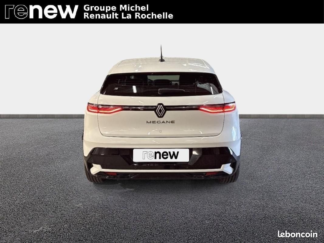 Renault Mégane E-TECH EV40 130ch standard charge Equilibre (image 5)