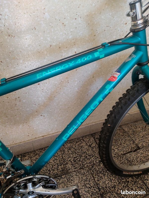 Guidon Vintage Answer HyperLite EA70 – 23" – 25,4 Mm – Bleu Turquoise Années 90