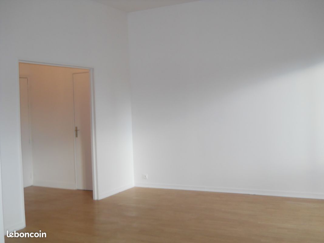 Appartement 3 pièces 70 m² · à Étampes · 70 m² · 850 €/mois