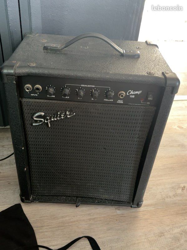 Ampli Squier Champ 15B Vintage – Son typé Fender – Fonctionnel (image 1)