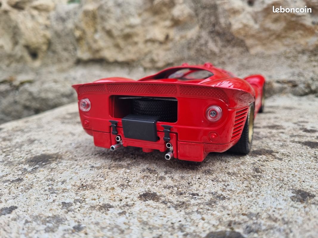 Voiture Collector Ferrari Cabriolet Ferrari 330 P4 Spider Cabriolet Rouge - Modèle Miniature 1/18 Jouef Evolution - Occasion - Collection Modèle Réduit 1/18 Jouef