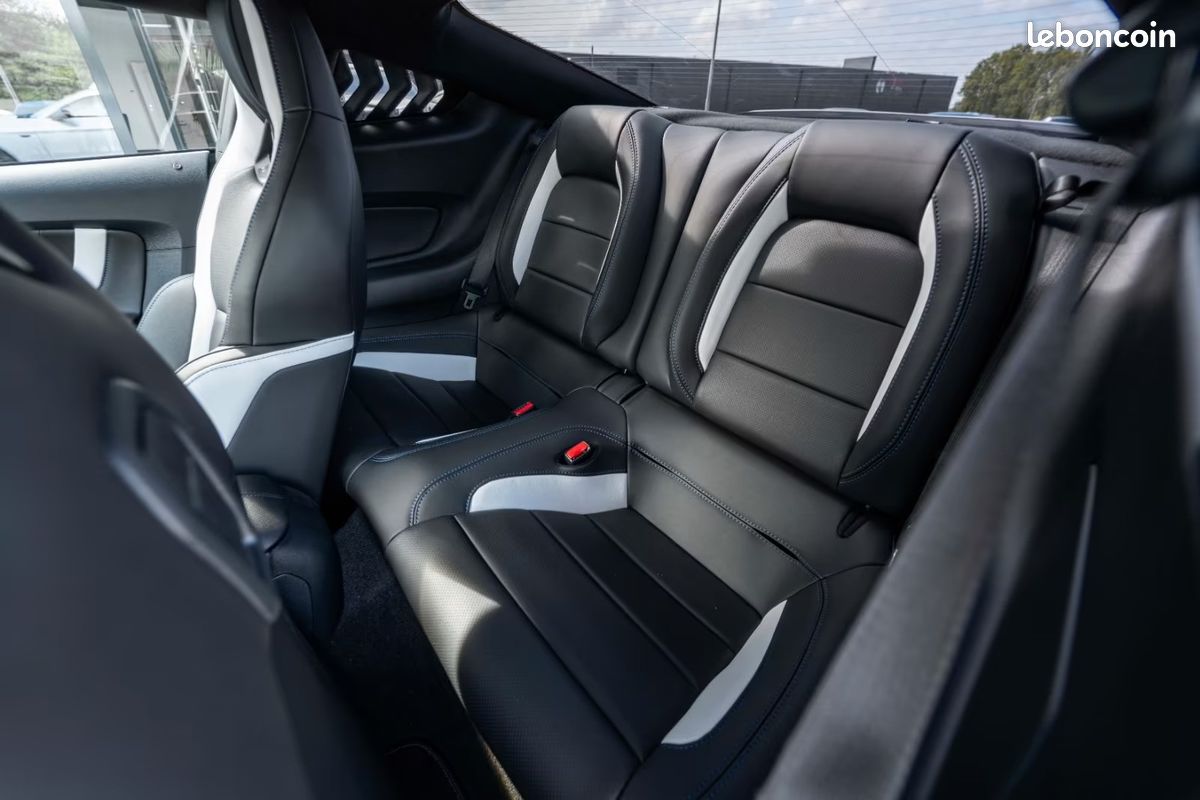 FORD Mustang 3.7 V6 Look Shelby GT500 305 ch BVA – Recaro – LED – Caméra (image 22)