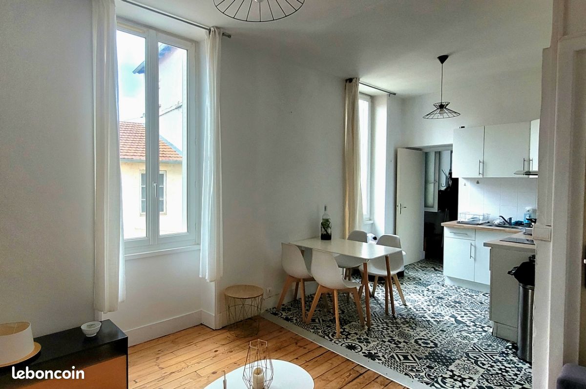 Appartement 2 pièces 39 m² · à Roanne · 39 m² · 500 €/mois
