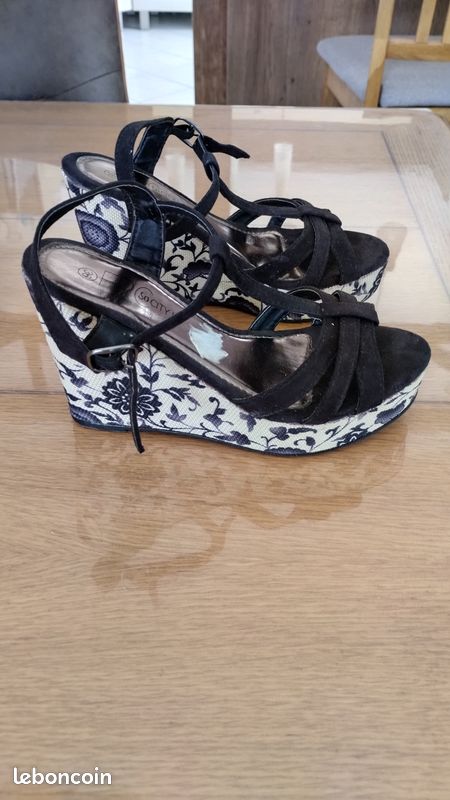 Lot de chaussures femme (image 2)