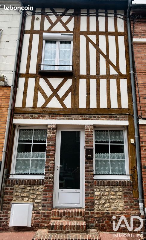 Maison 4 pièces 82 m² · à Neufchâtel-en-Bray · 82 m² · 127 000 €
