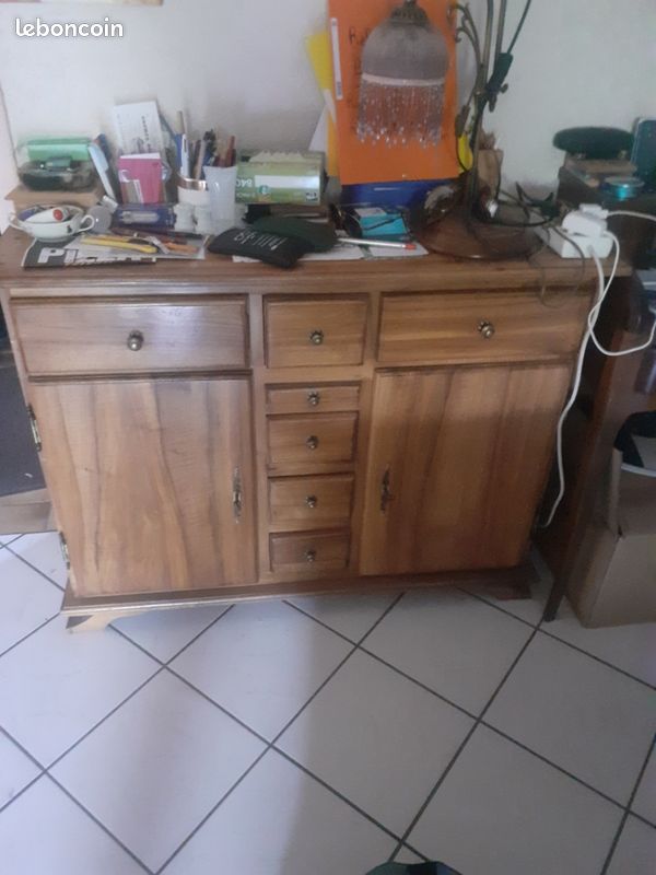 Titre : Ensemble de meubles en bois massif & lustre de charme – Vente au détail (image 7)