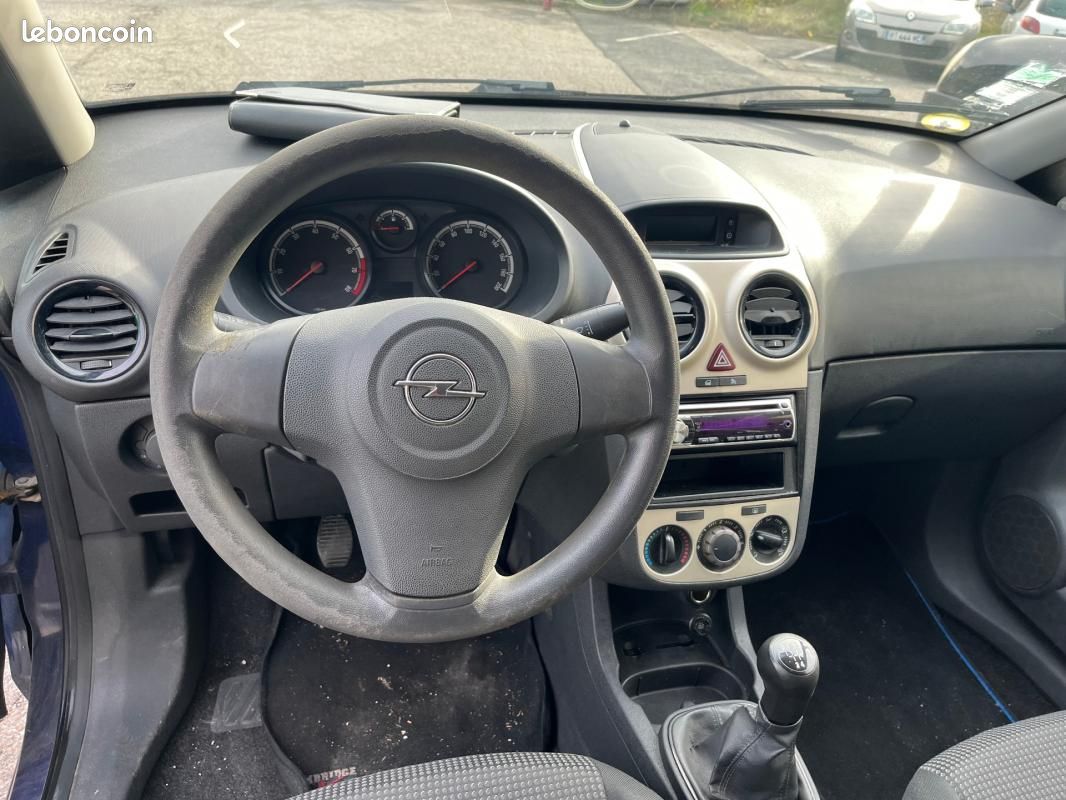 Opel Corsa 1.2 - 80 Twinport Essentia (image 7)