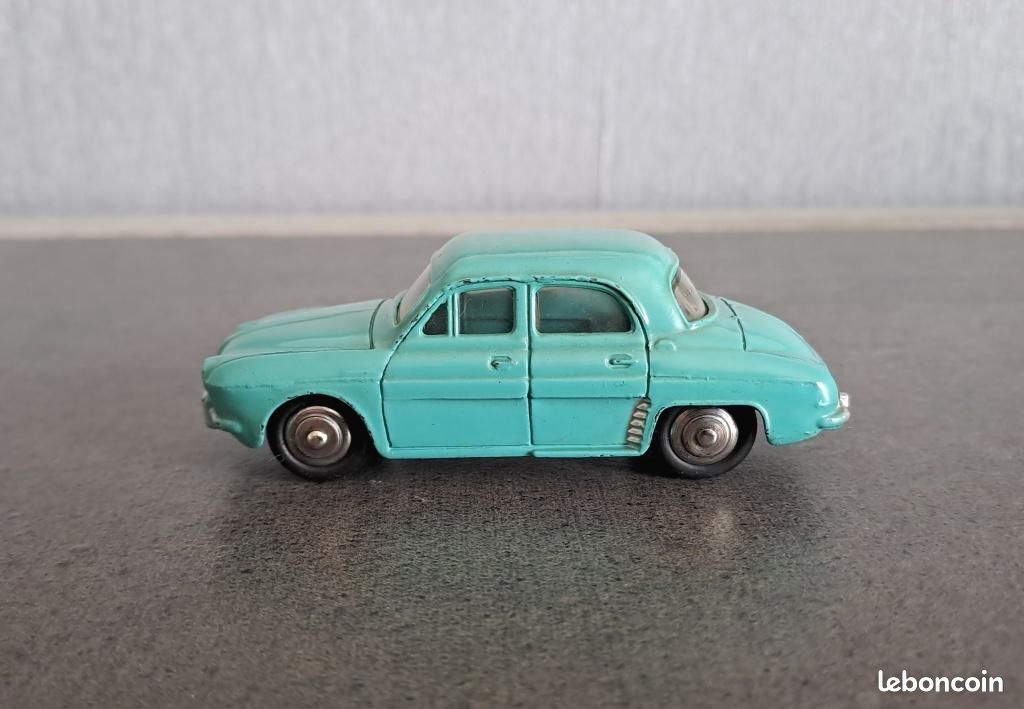 DINKY TOYS FRANCE RENAULT DAUPHINE REF 24 E 1957 BON ÉTAT 1