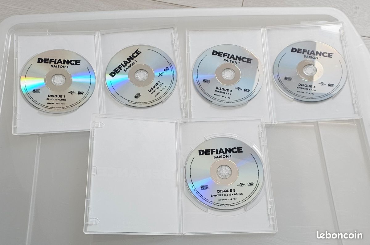 Dvd Défiance saison 1 (image 5)