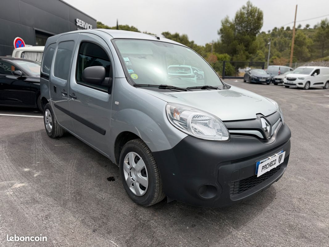 Renault kangoo 1.5 dci grand confort 3 place (image 2)
