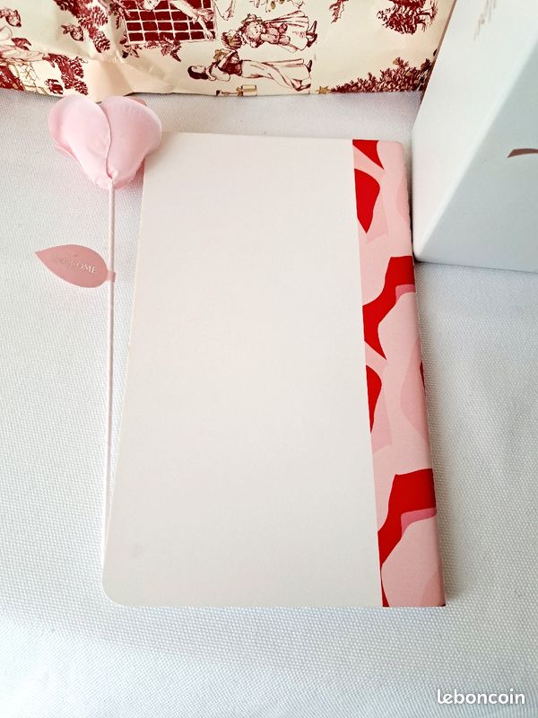 Boite Lancome carnet avec rose (image 4)